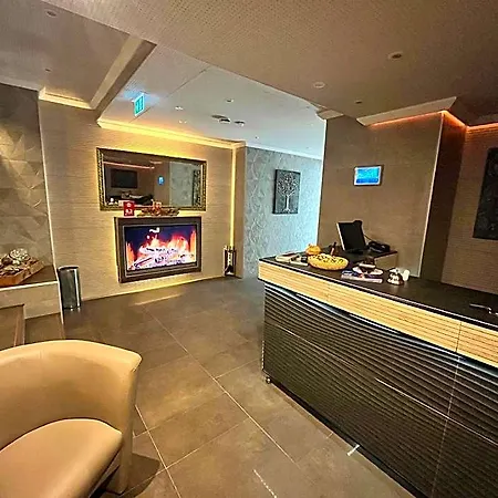 Garni Forum Hotel 3*